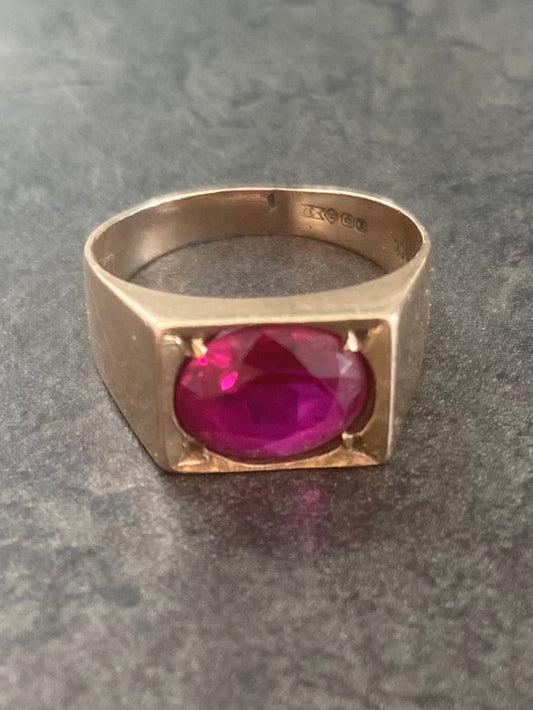Vintage synthetic Ruby ring