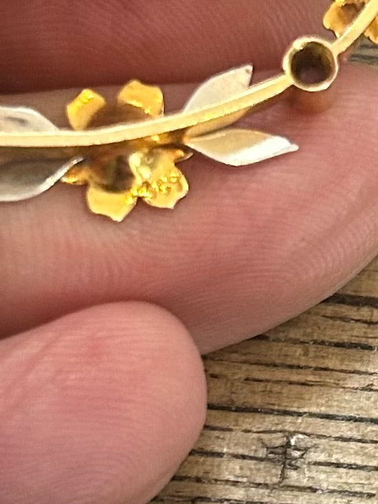 Antique sapphire floral brooch